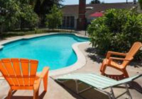 MagicwayVillas TeaCup Pool House - Walking Distance to Disneyland